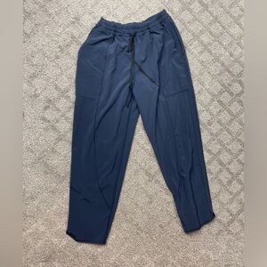 Navy Lululemon Cropped Pant